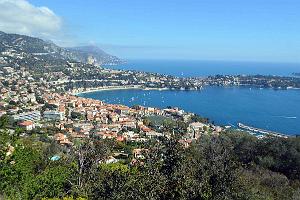 002- Villefranche-sur-mer vu du Mont Alban